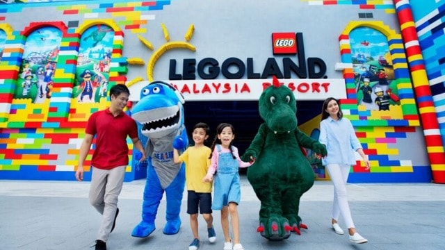 The weather in April in Legoland Malaysia