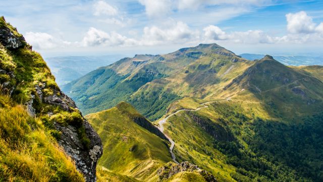 Været i April i Auvergne