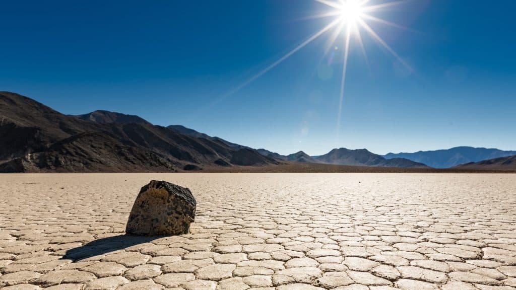 Weer in Death Valley National Park in maart 2026: temperatuur, zon en neerslag