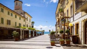 Het weer in Lazise, Italië in juni 2019