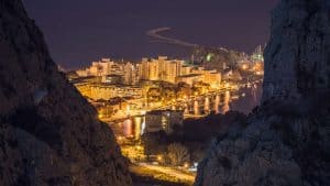 Het weer in Omiš, Kroatië in april 2024