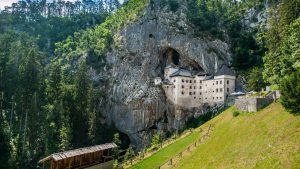 Weer in Postojna, Slovenië in september 2016: temperatuur, zon en neerslag