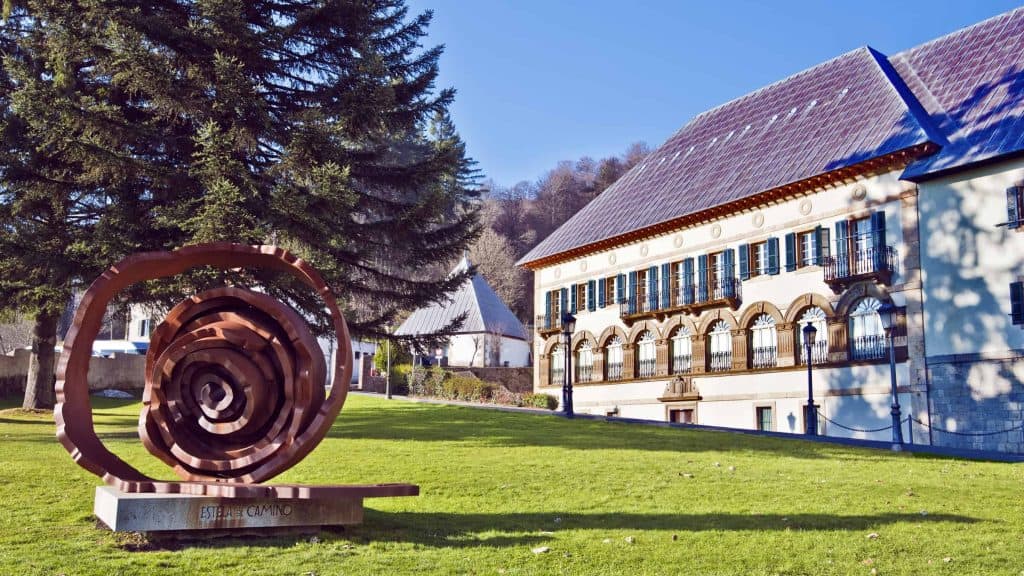 Weer in Roncesvalles in januari 2026: temperatuur, zon en neerslag