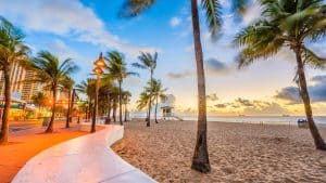 Weer in Fort Lauderdale in december 2025: temperatuur, zon en neerslag