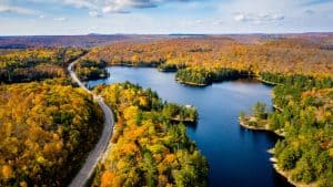 Weer in Ontario in oktober 2025: temperatuur, zon en neerslag