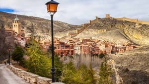 Het weer in Albarracín, Spanje in april 2021