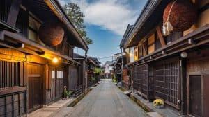 Het weer in Takayama, Japan in april 2017